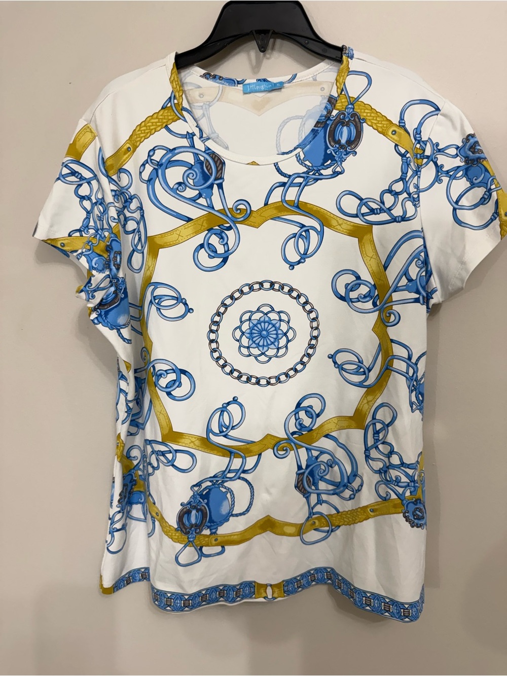 J. McLaughlin White Short-Sleeve Top with Blue & Gold Chain Motif